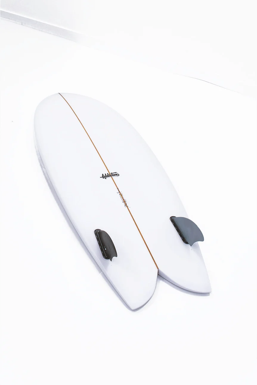 B52 Addiction Surfboards — Carène et lignes