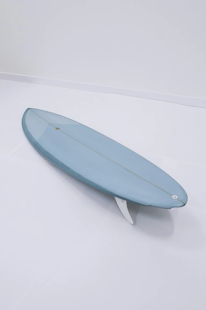 Clincher Addiction Surfboards — Carène et lignes