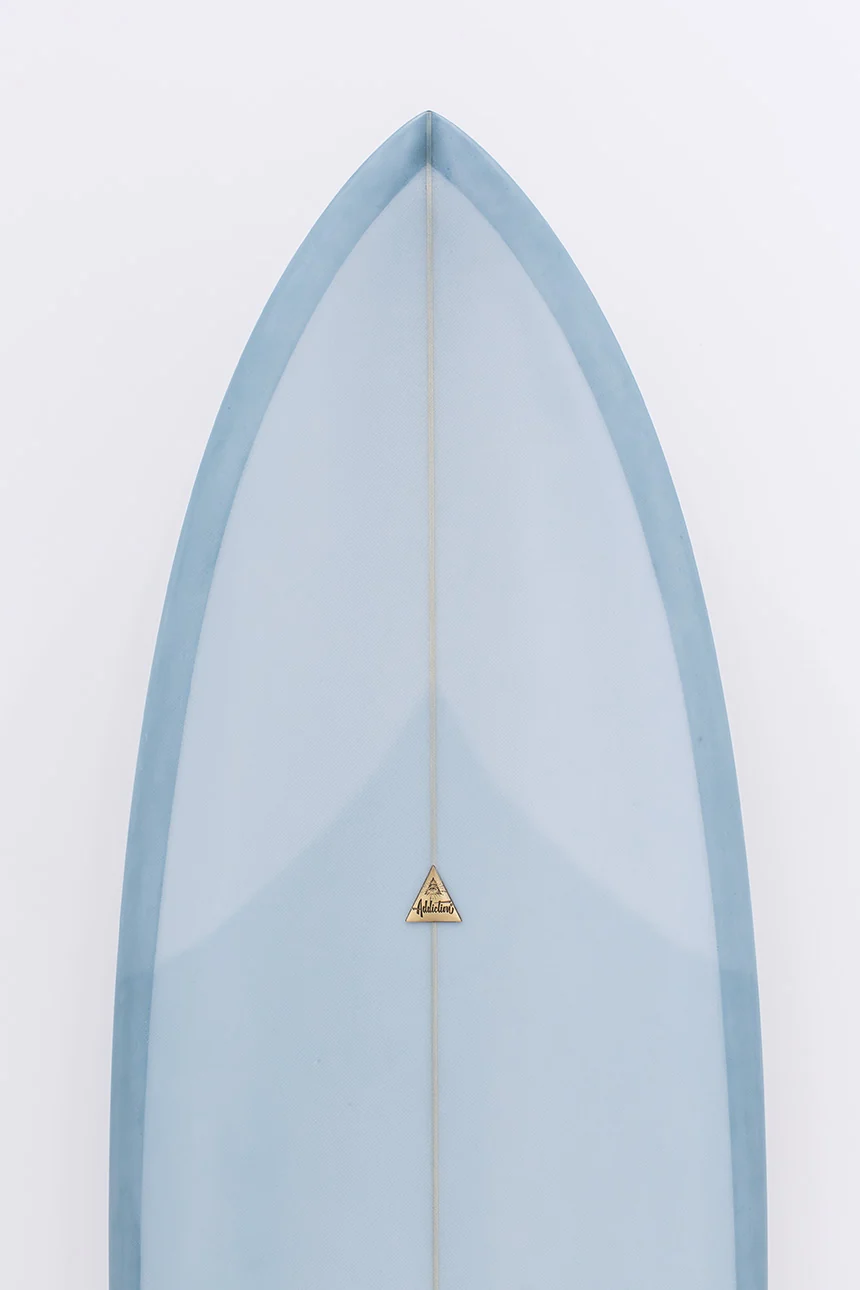 Clincher Addiction Surfboards — Dérives et tail