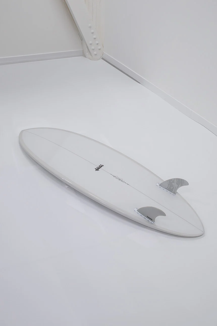 Crest Addiction Surfboards — Carène et lignes