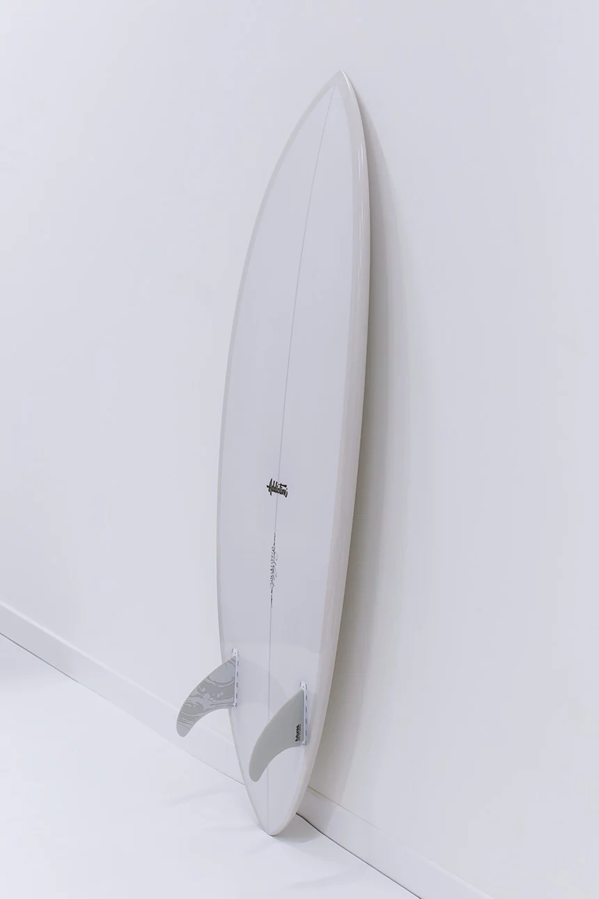Crest Addiction Surfboards — Outline en perspective